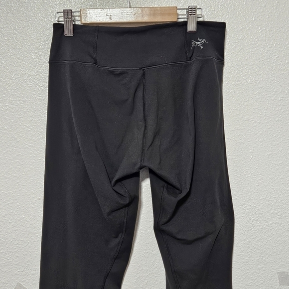 Arcteryx leggings with fleece lining size s/p - Picture 6 of 14